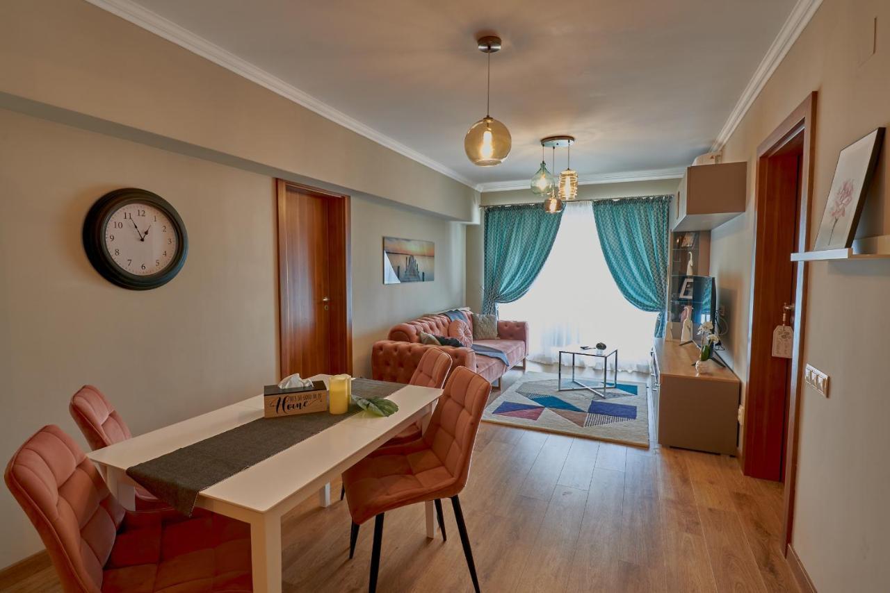 Stylish Place In The Heart Of Клуж-Напока Екстериор снимка