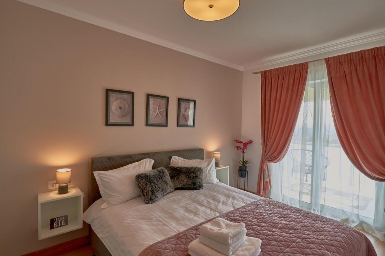 Stylish Place In The Heart Of Клуж-Напока Екстериор снимка